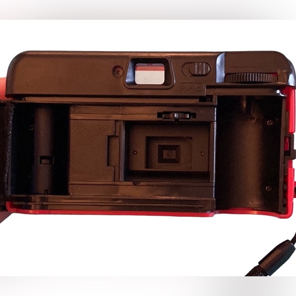 🎉🎊HOST PIC🎊🎉 VINTAGE PAUL FRANK 35 MM CAMERA -JULIUS THE MONKEY!! - Picture 4 of 7